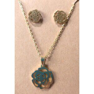 Beautiful Stainless Steel 18" Necklace & Earring Set New in Gift Box